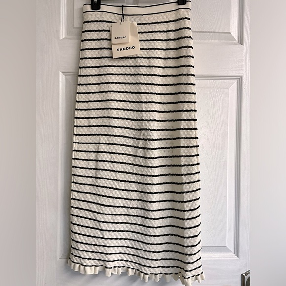 Moline Midi Skirt in Knit - Picture 5 of 7